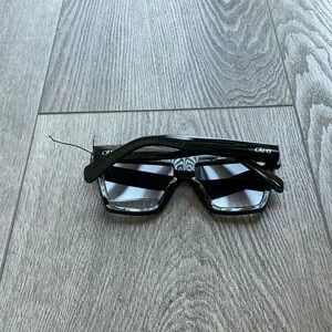 Otra | Accessories | Otra Rae Black Square Oversized Shield  display picture 1